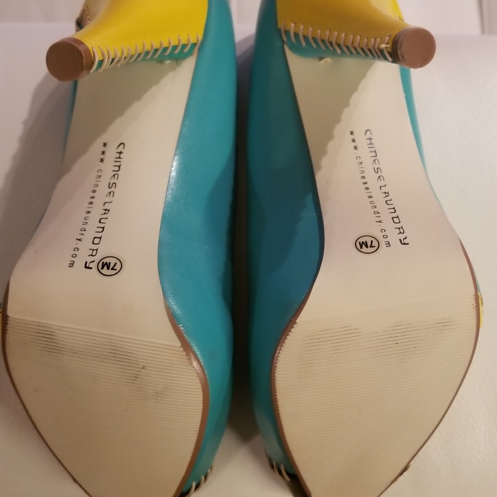 Chinese Laundry Patchwork Pump Sz 7 - image 5